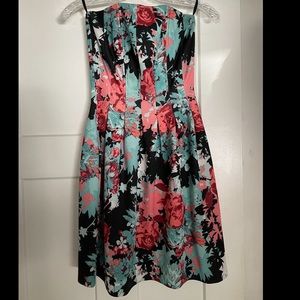 New York & Company flower dress